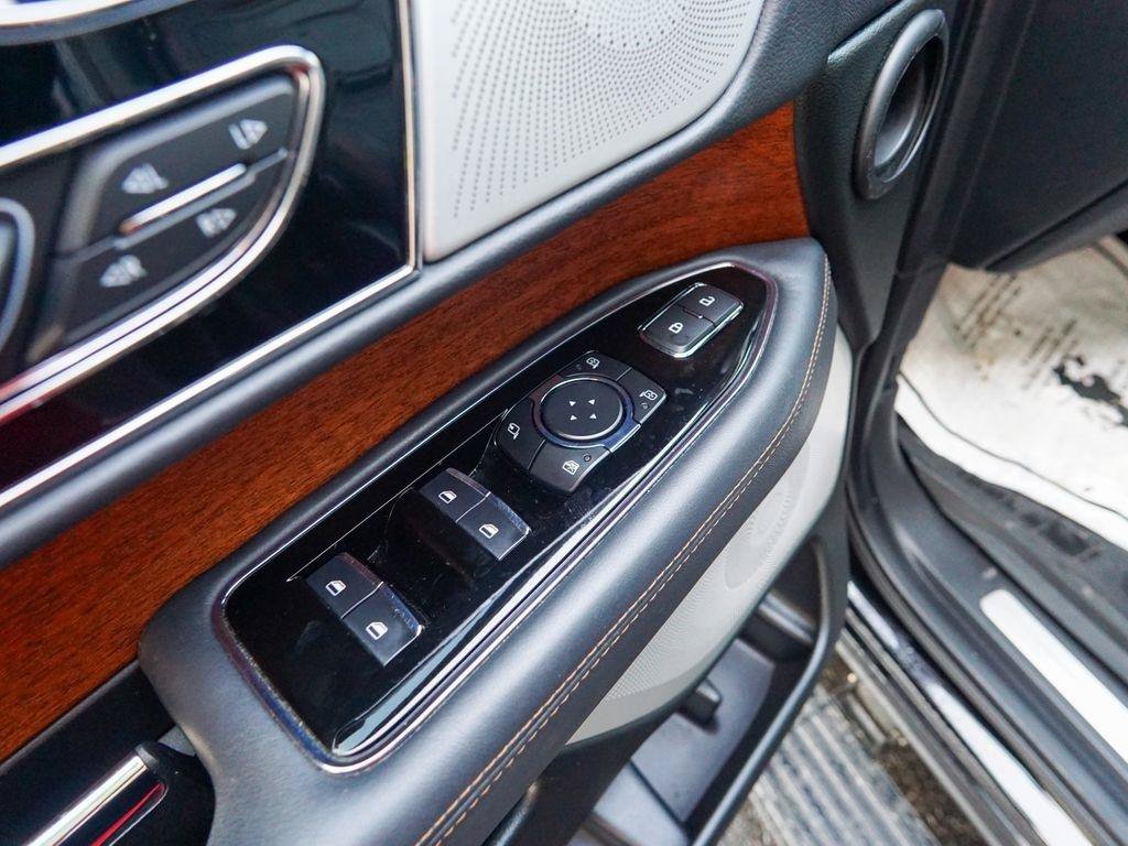 Used 2023 Lincoln Navigator L Black Label AWD/4WD image 21