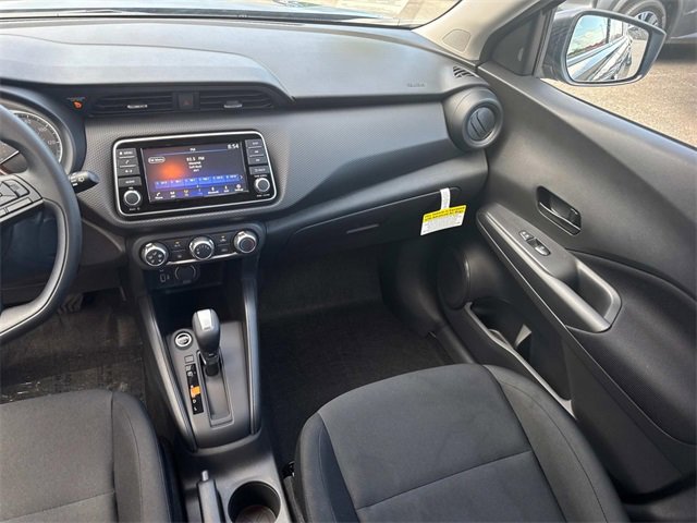 New 2025 Nissan Kicks Play S image 17