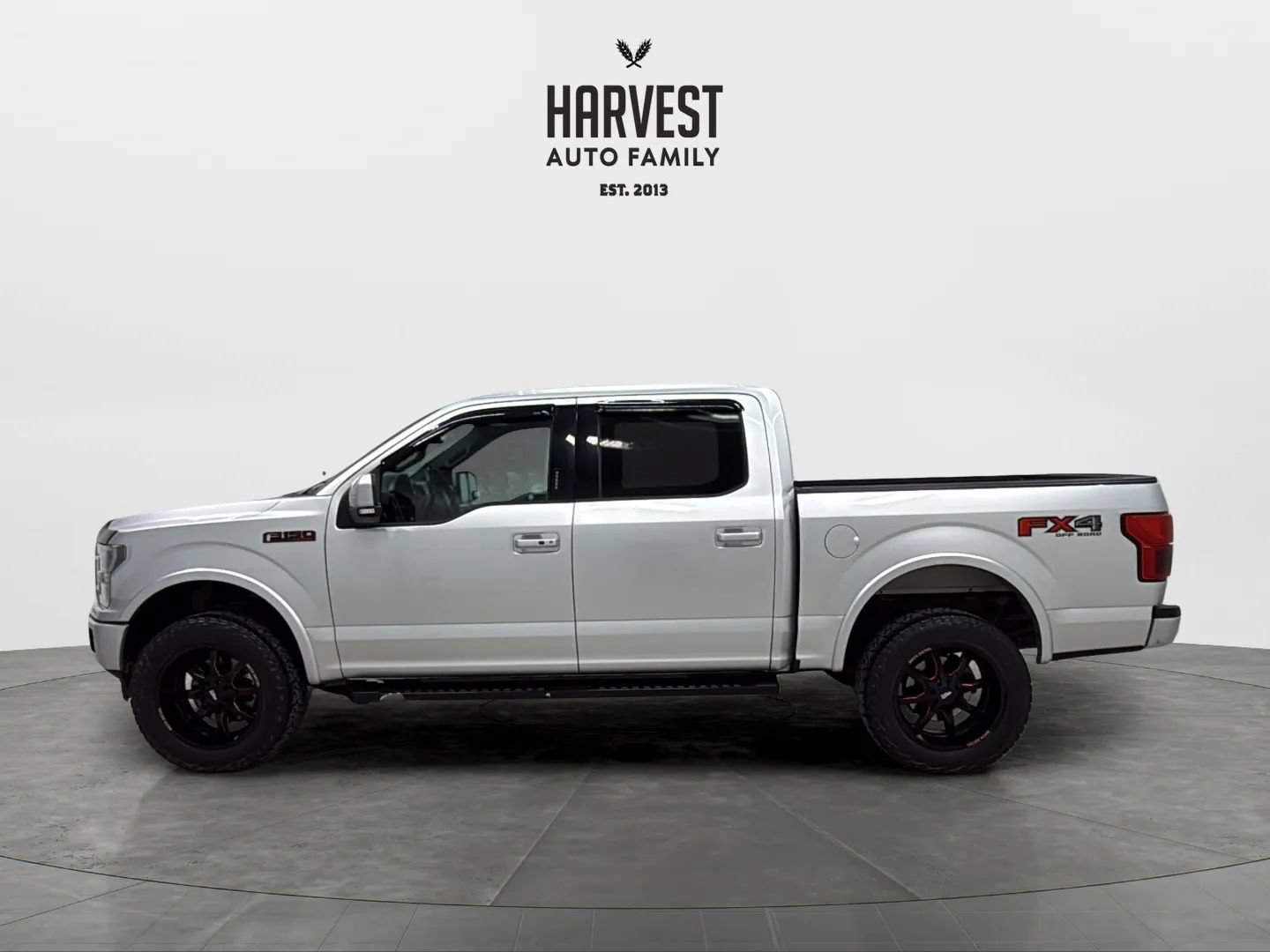 Used 2018 Ford F150 Lariat w/ Equipment Group 502A Luxury AWD/4WD image 2