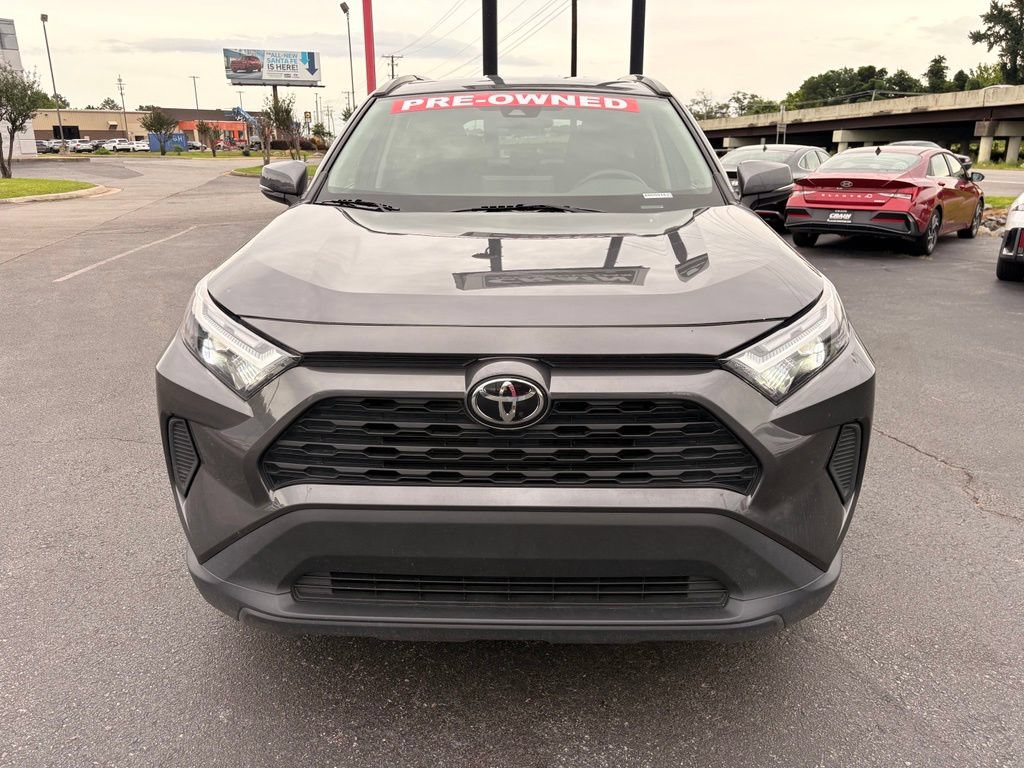 Used 2024 Toyota RAV4 XLE FWD image 2