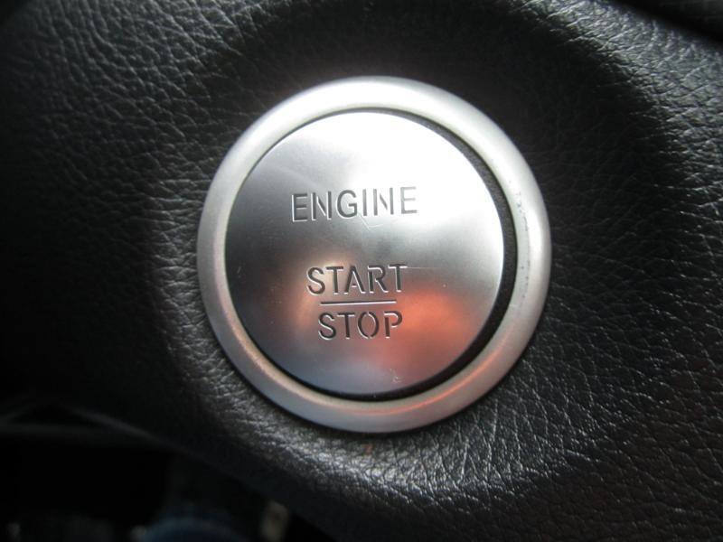 Used 2020 Mercedes-Benz GLA 250 4MATIC image 26