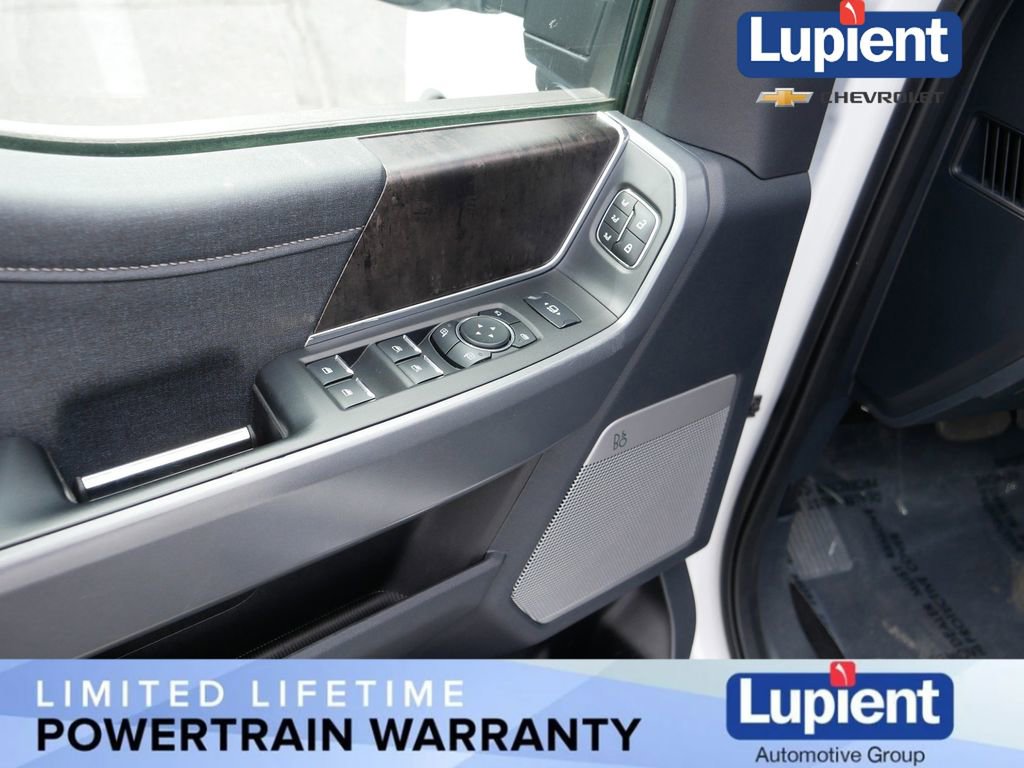 Used 2024 Ford F350 Lariat image 14