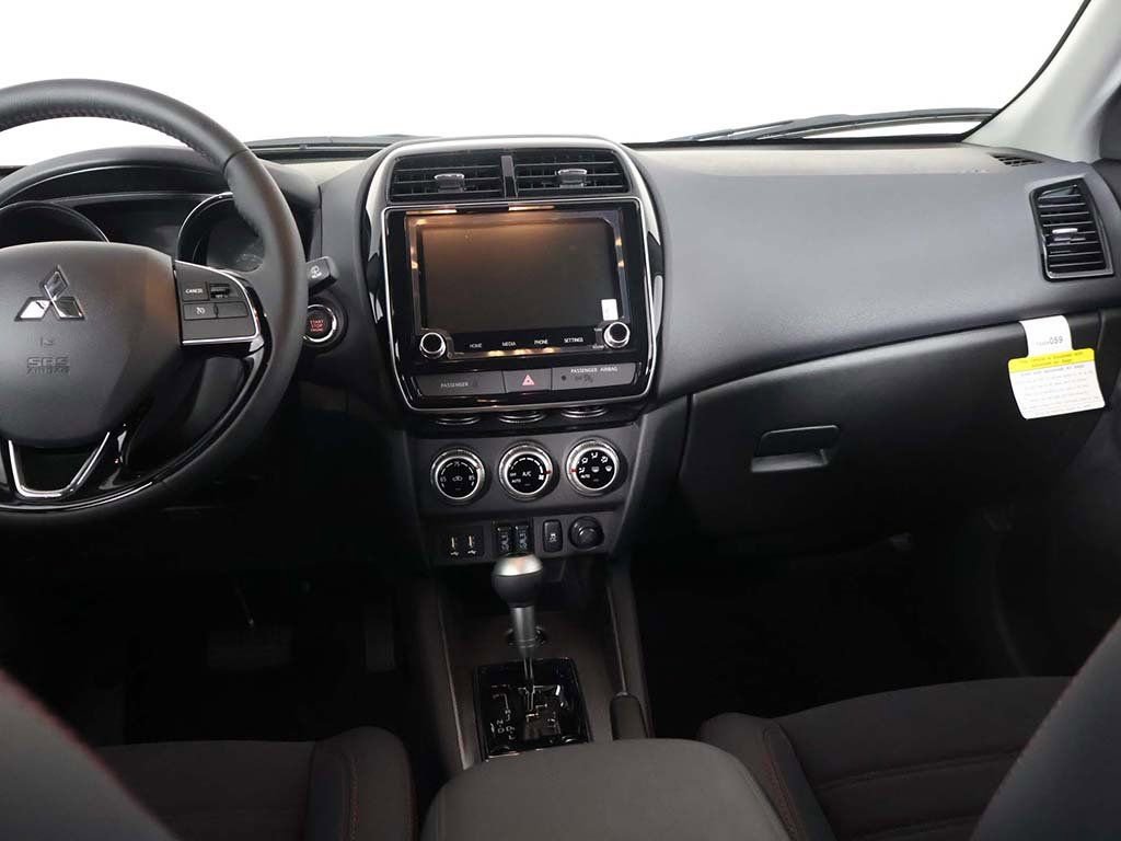 New 2025 Mitsubishi Outlander Sport SE AWD/4WD image 30