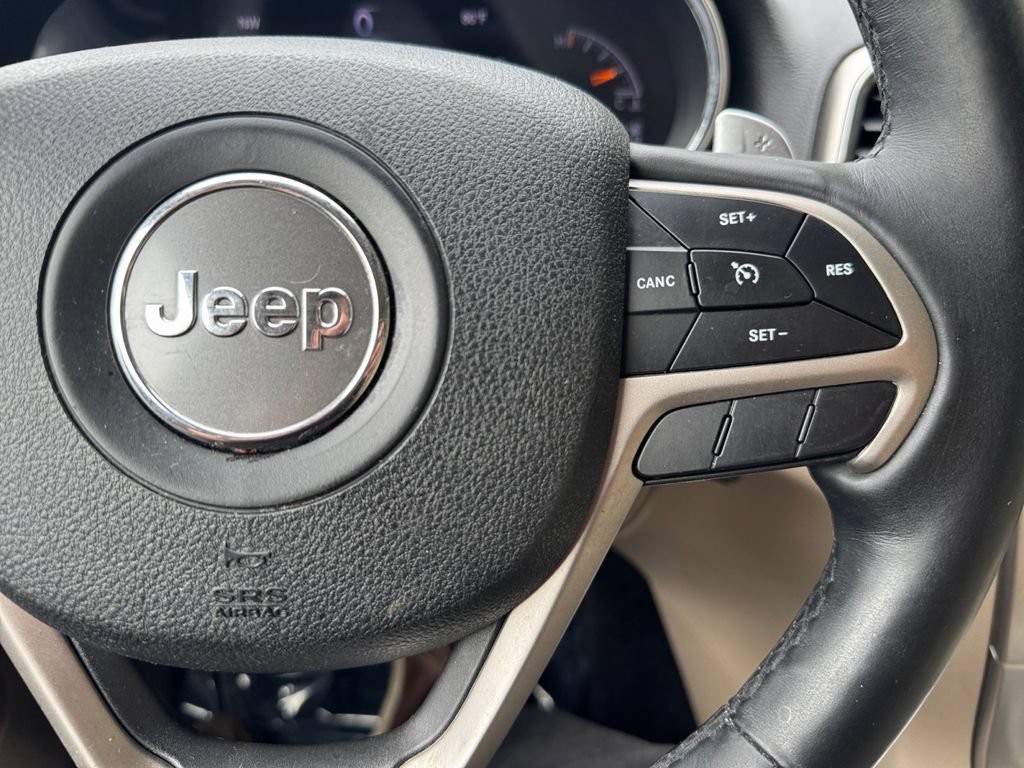 Used 2017 Jeep Grand Cherokee Limited AWD/4WD image 30