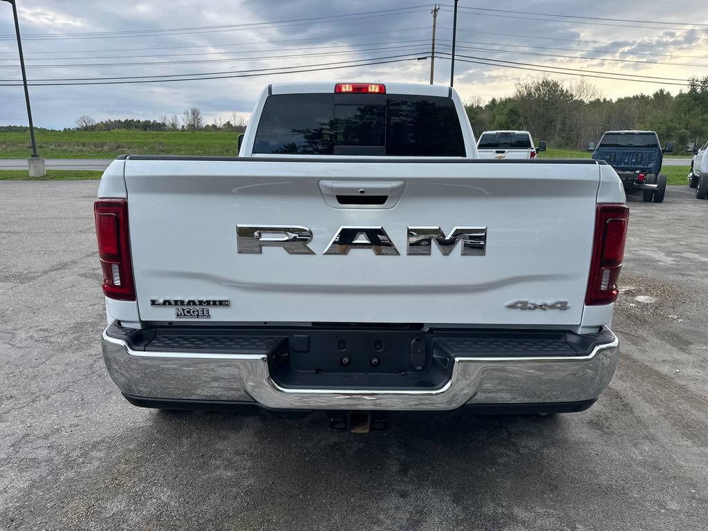 Used 2026 RAM 3500 Laramie AWD/4WD image 4