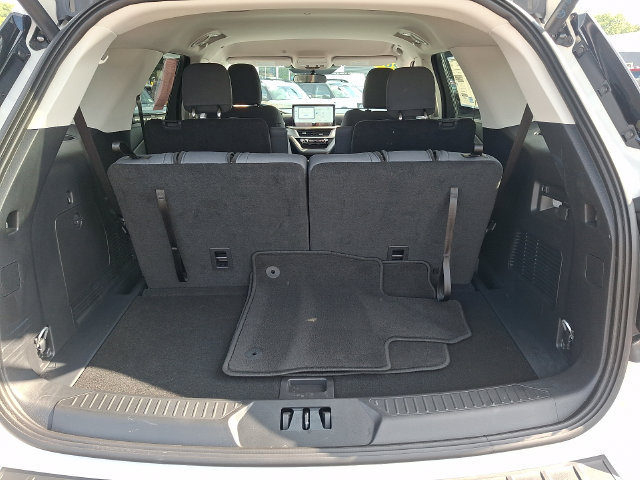 Used 2026 Ford Explorer Active AWD/4WD image 29