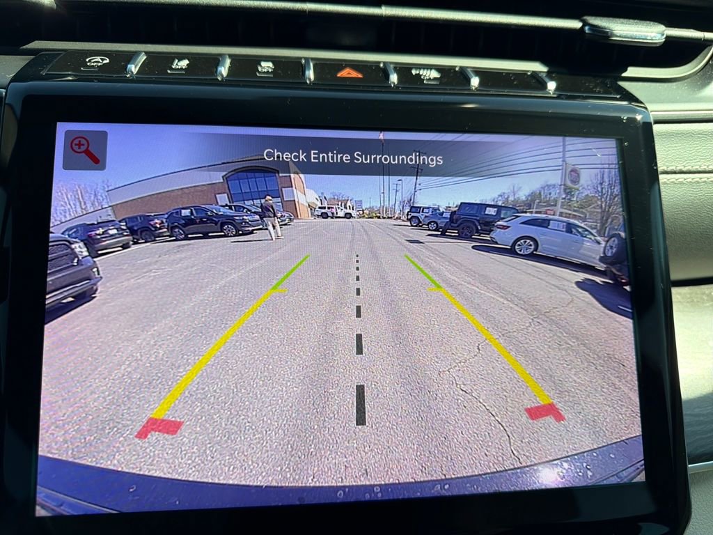 Used 2023 Jeep Grand Cherokee Limited image 14