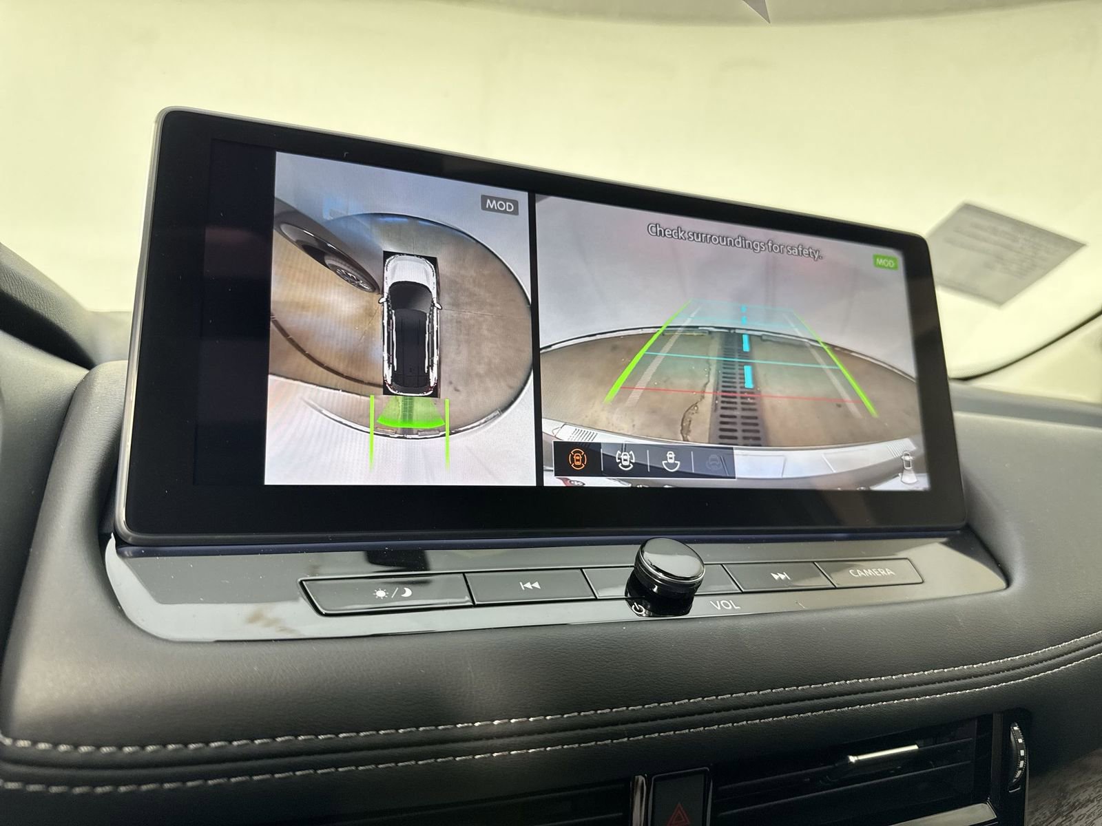 New 2026 Nissan Rogue Platinum w/ Platinum Premium Package image 9