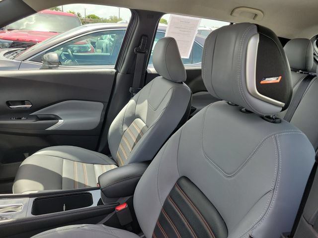 Used 2021 Nissan Kicks SR w/ SR Premium Package FWD image 9