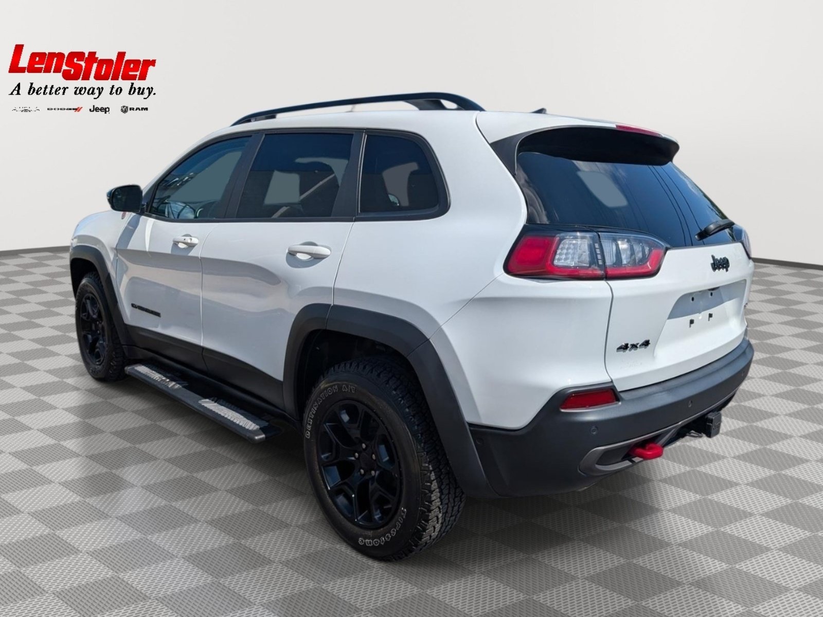Used 2023 Jeep Cherokee Trailhawk w/ Sun & Sound Group AWD/4WD image 3