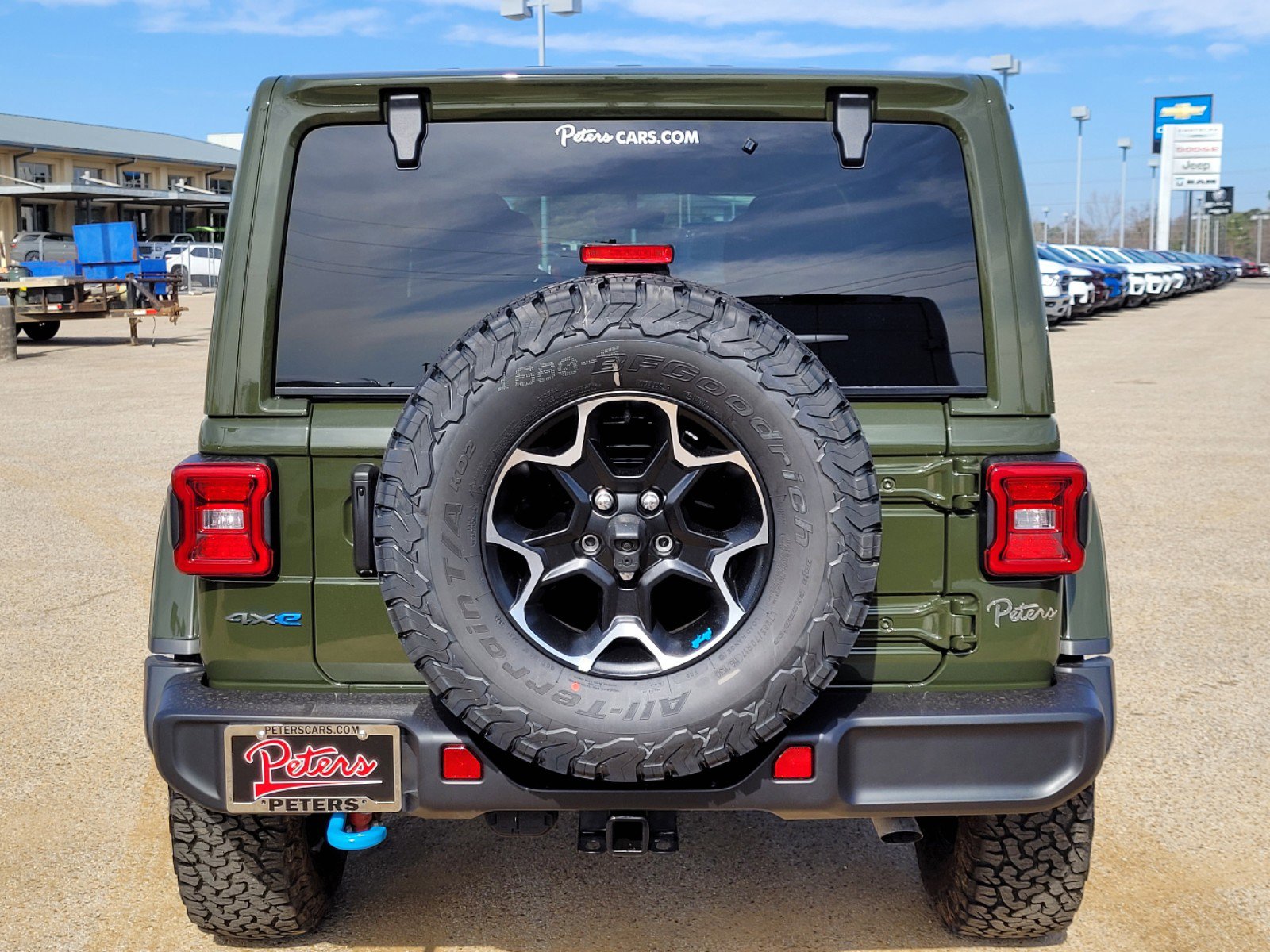 New 2023 Jeep Wrangler Unlimited Rubicon 4xe w/ Cold Weather Group image 4