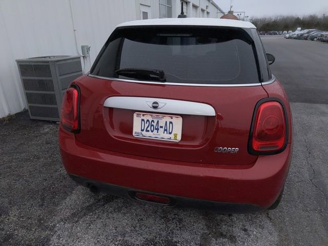 Used 2015 MINI Cooper 4-Door Hardtop image 12