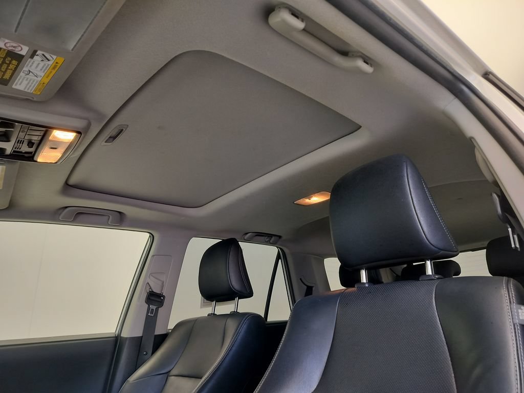 Used 2022 Toyota 4Runner Limited RWD image 8