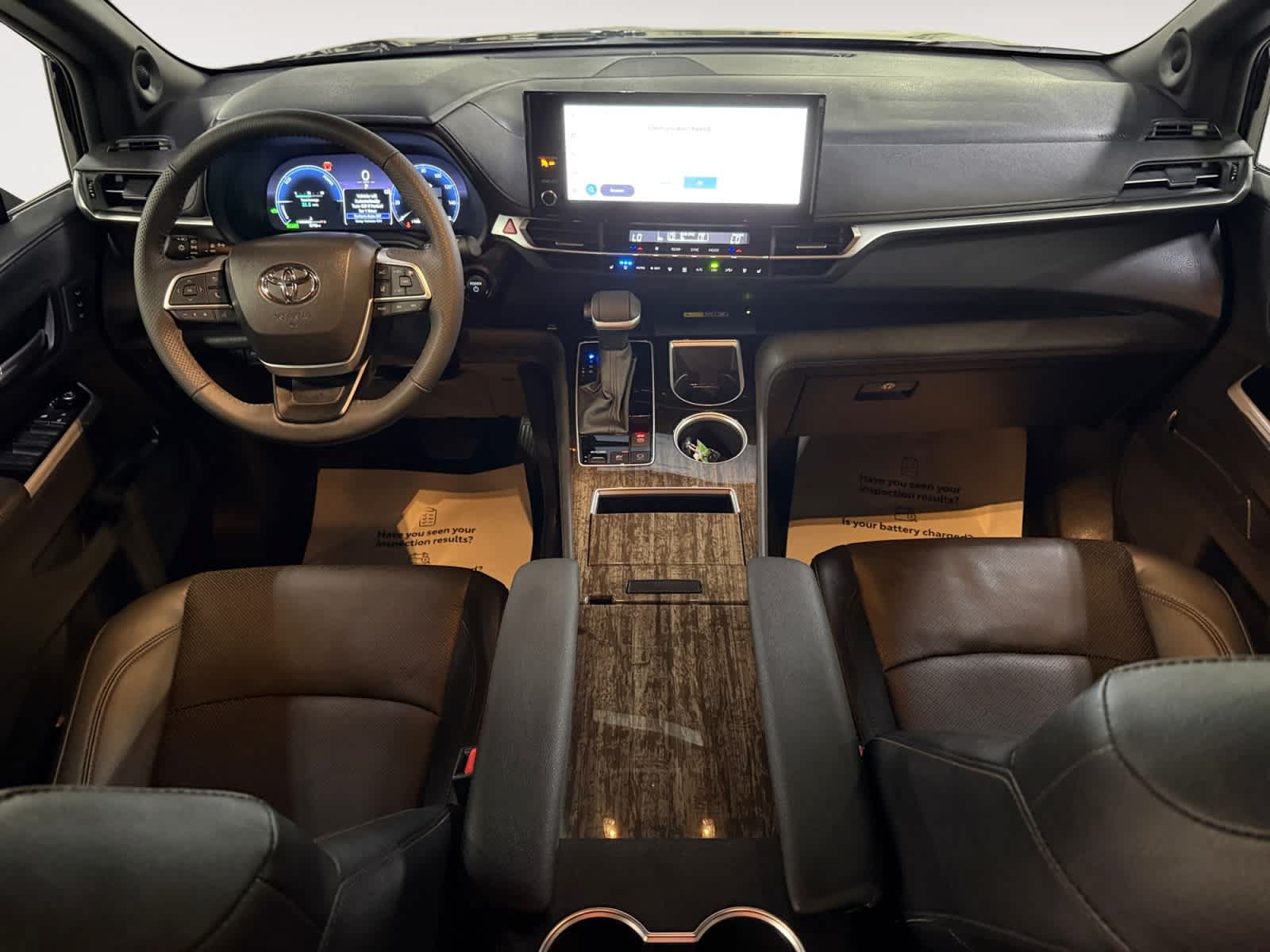 Used 2026 Toyota Sienna Limited FWD image 13