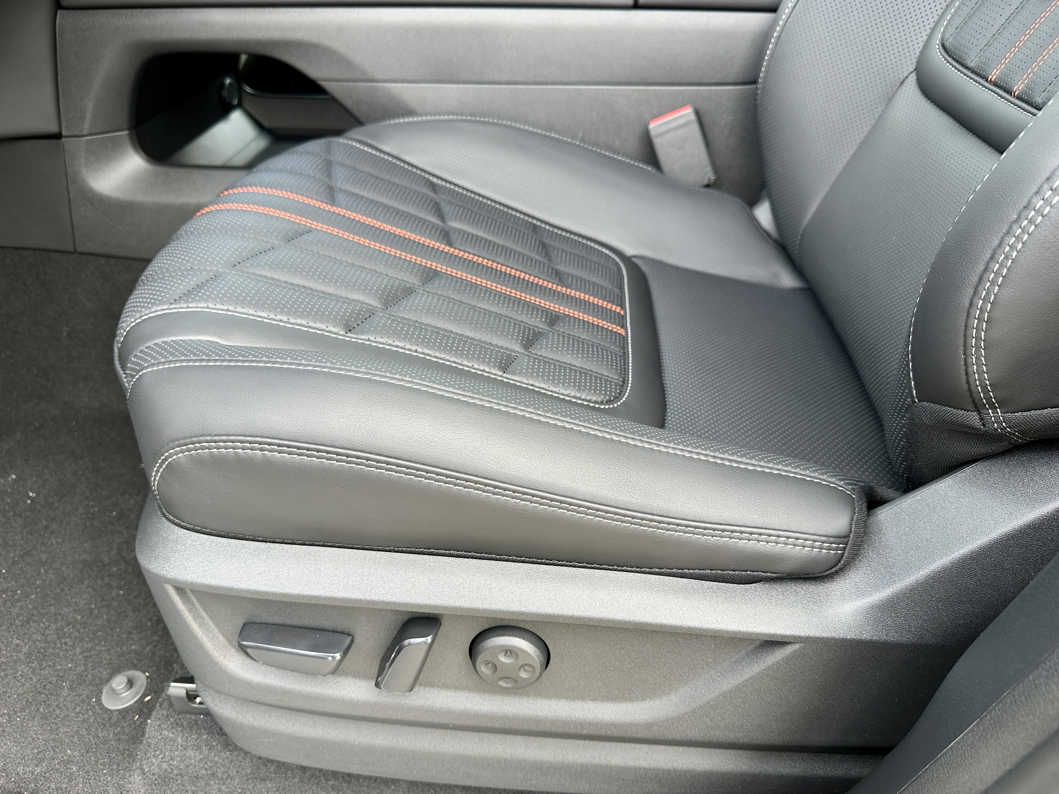 New 2026 Nissan Armada PRO-4X image 27