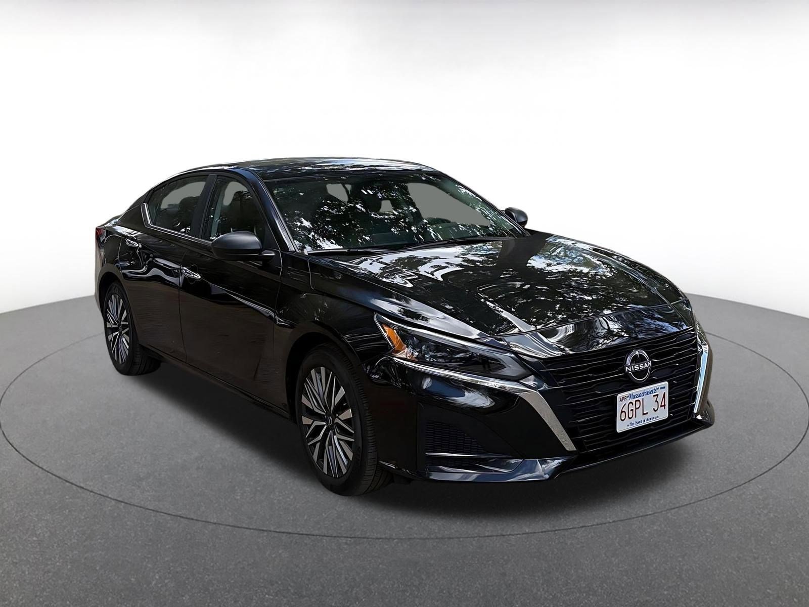 Used 2025 Nissan Altima 2.5 SV