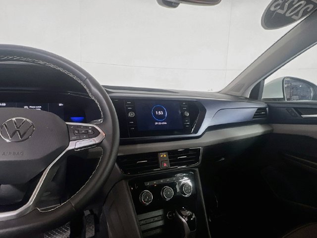 Used 2023 Volkswagen Taos SE FWD image 10