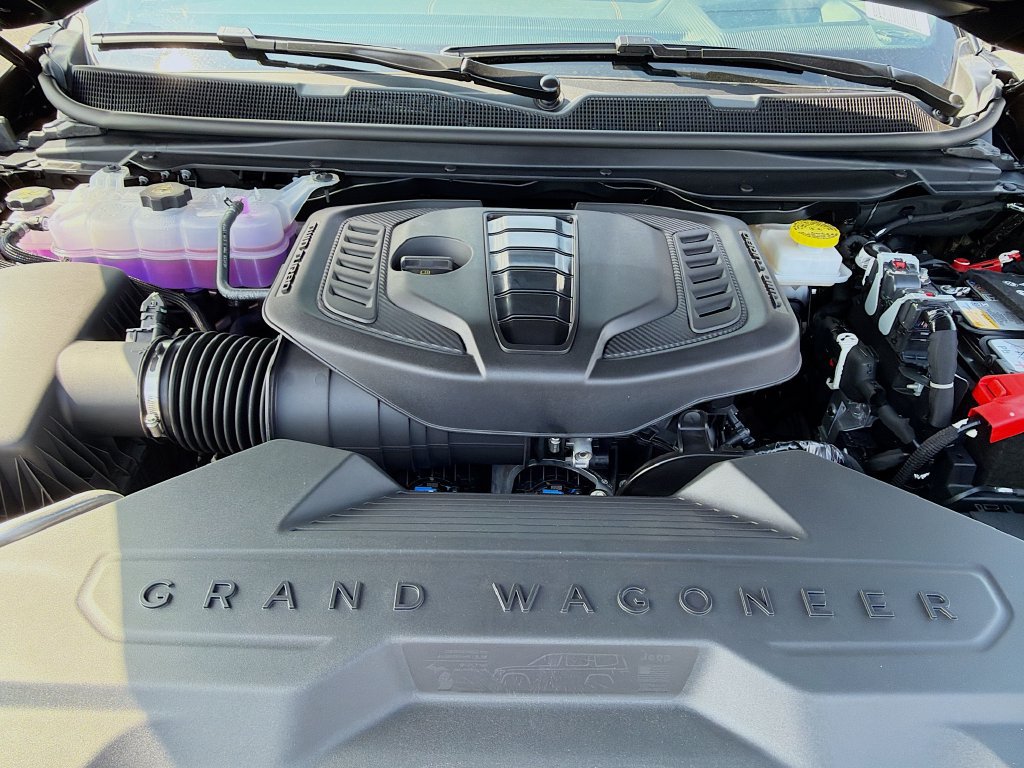 New 2026 Jeep Grand Wagoneer Summit AWD/4WD image 39