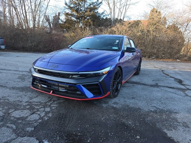 Used 2025 Hyundai Elantra N image 1