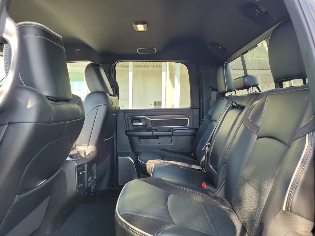 Used 2025 RAM 2500 Laramie AWD/4WD image 24