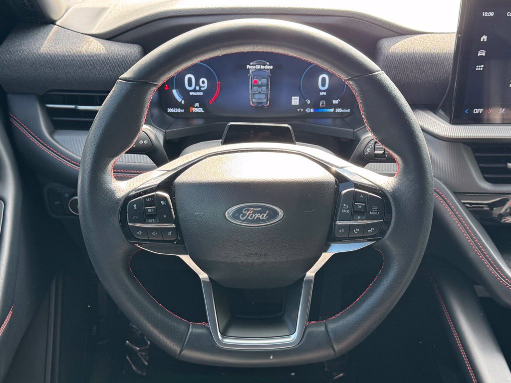 Used 2025 Ford Explorer ST-Line AWD/4WD image 17