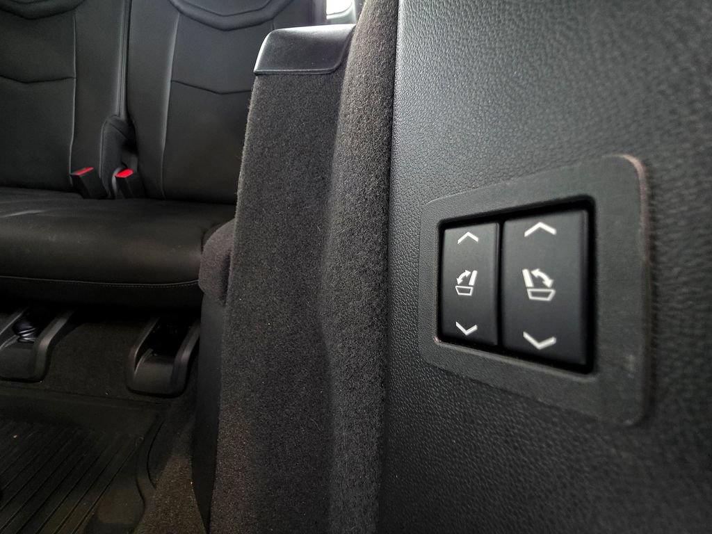 Used 2025 Cadillac XT6 Sport w/ LPO, Floor Liner Package AWD/4WD image 70