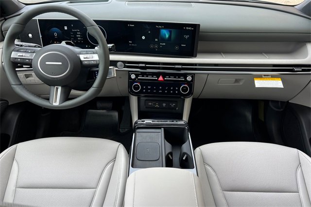 New 2025 Hyundai Tucson Limited image 13