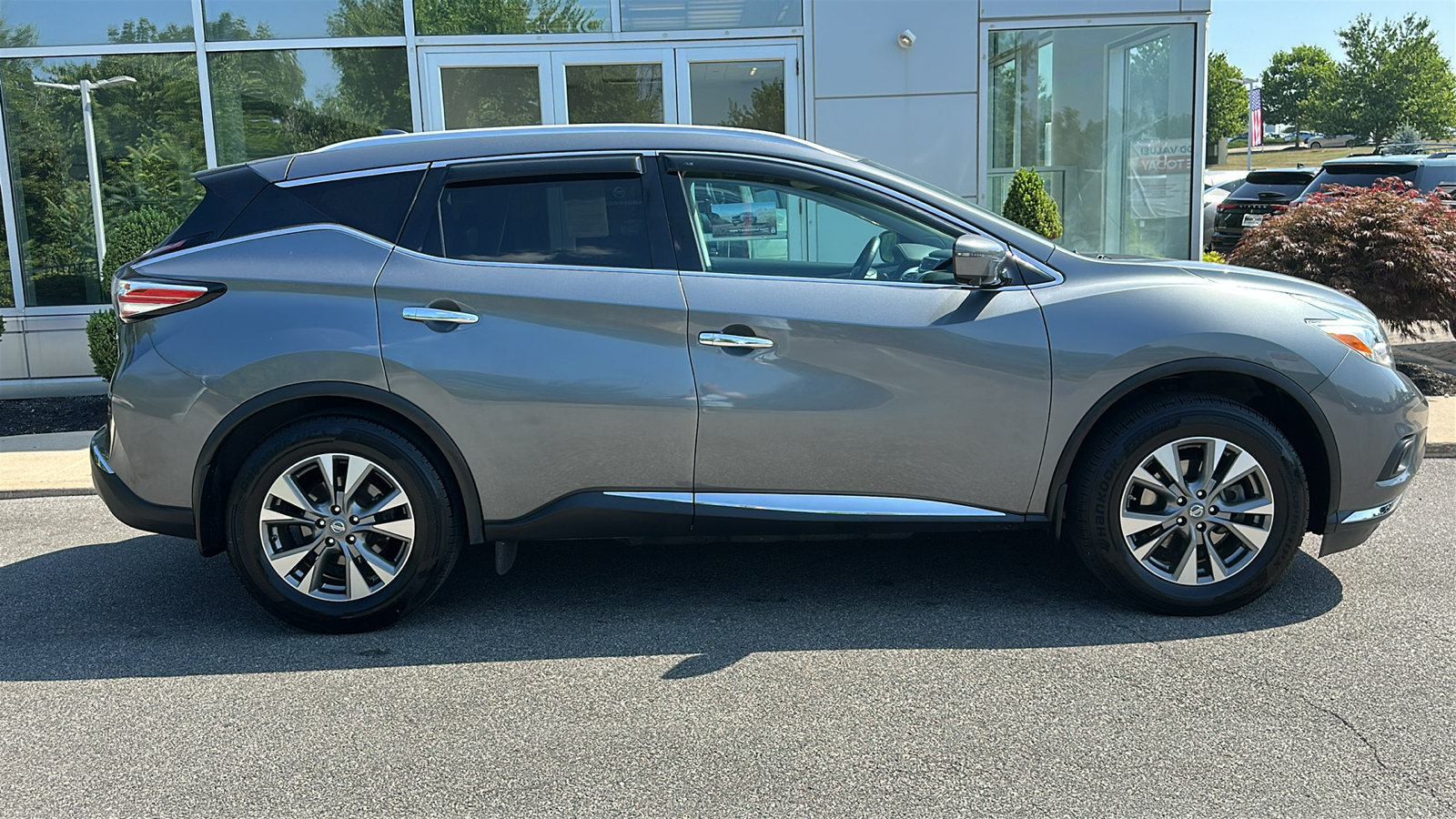 Used 2017 Nissan Murano SL w/ SL Technology Package AWD/4WD image 28