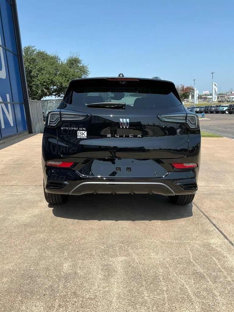 Used 2026 Buick Encore GX Avenir w/ Avenir Technology Package FWD image 7