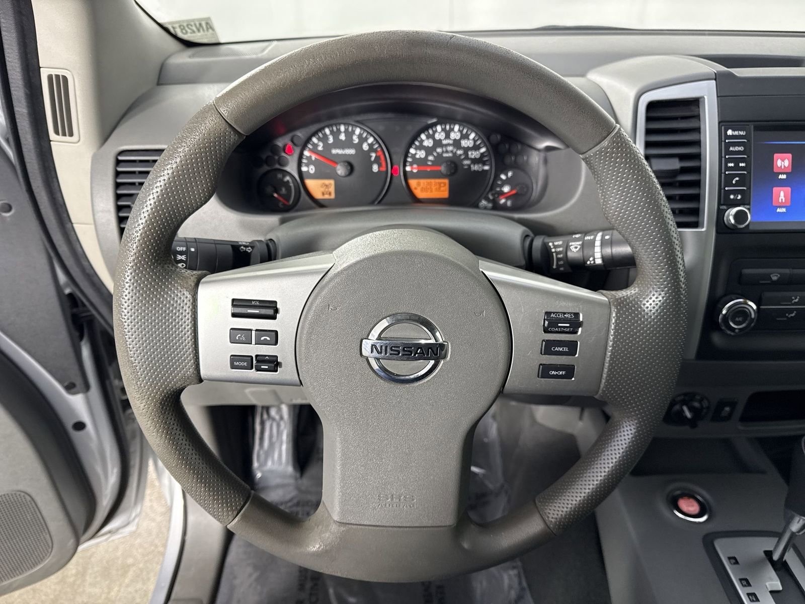 Used 2021 Nissan Frontier SV w/ SV Utility Package image 10