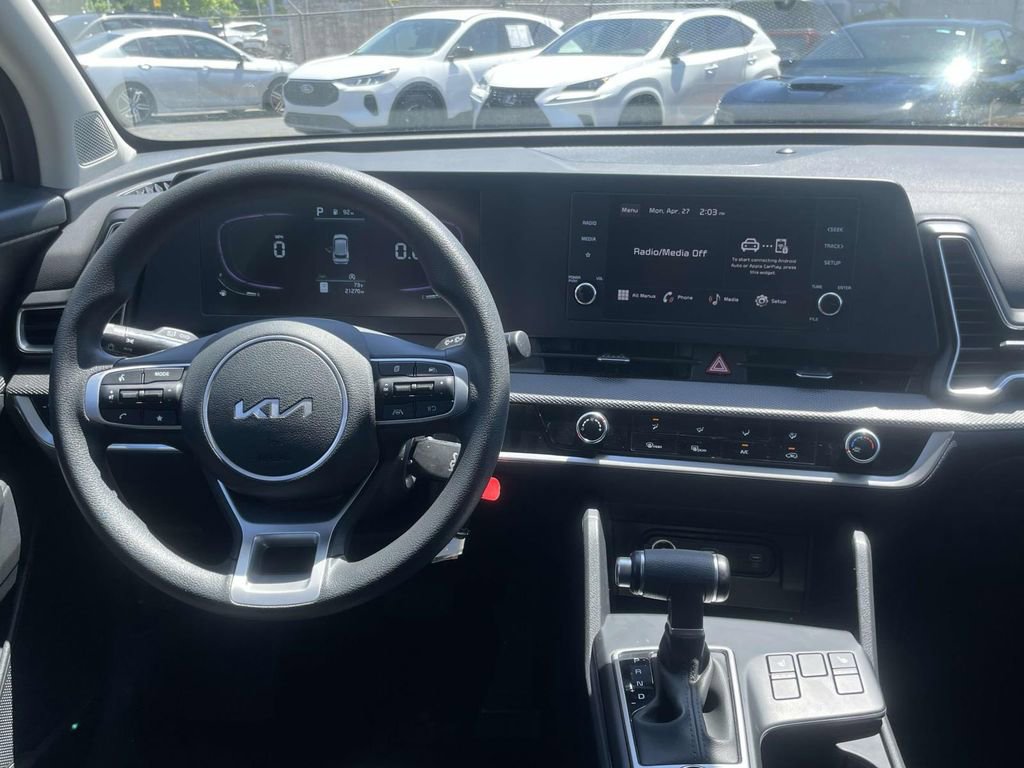 Certified 2023 Kia Sportage LX AWD/4WD image 10
