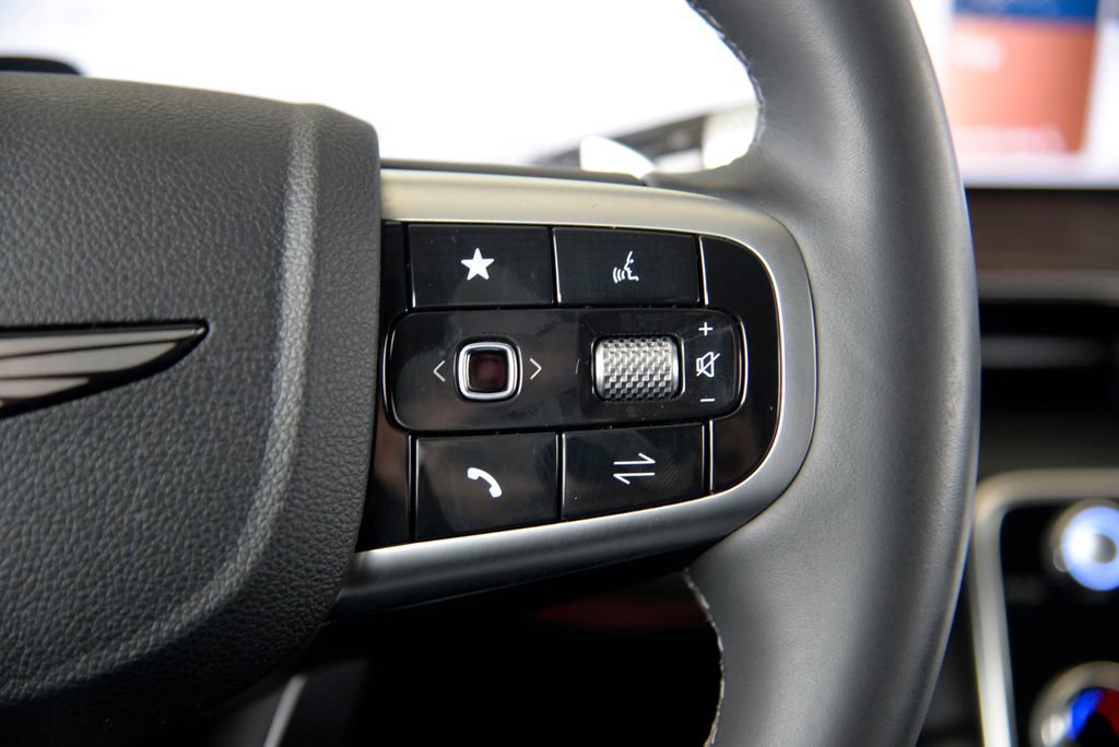 Used 2025 Genesis GV80 3.5T Advanced image 23