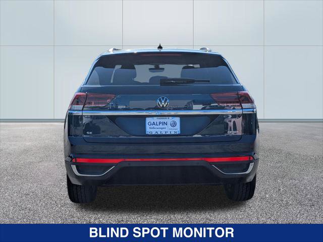Used 2021 Volkswagen Atlas Cross Sport SE w/ Panoramic Sunroof Package AWD/4WD image 4