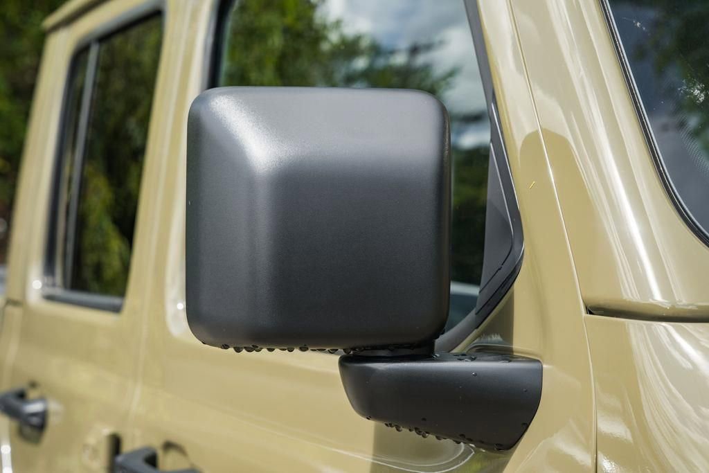 New 2025 Jeep Gladiator Sport AWD/4WD image 16