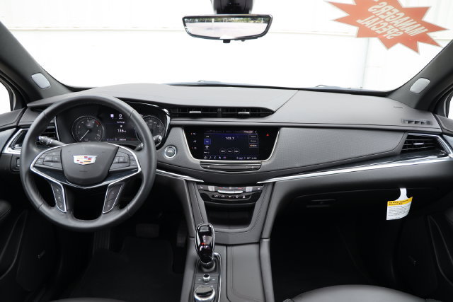 New 2025 Cadillac XT5 Premium Luxury w/ Technology Package FWD image 27