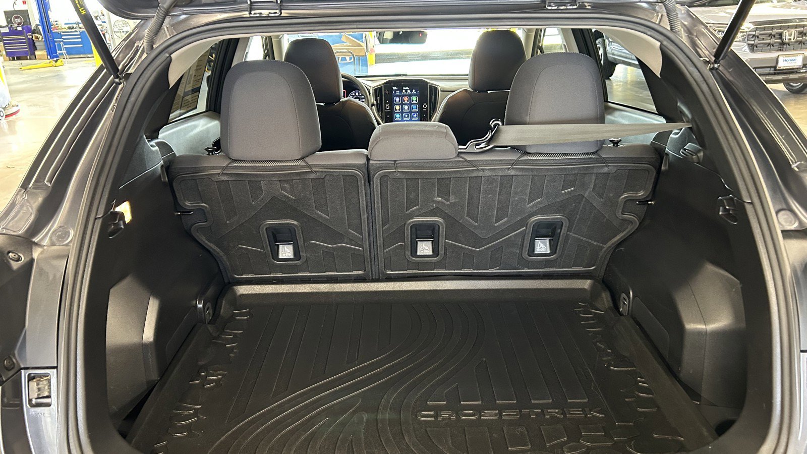 Used 2024 Subaru Crosstrek 2.0i Premium image 15