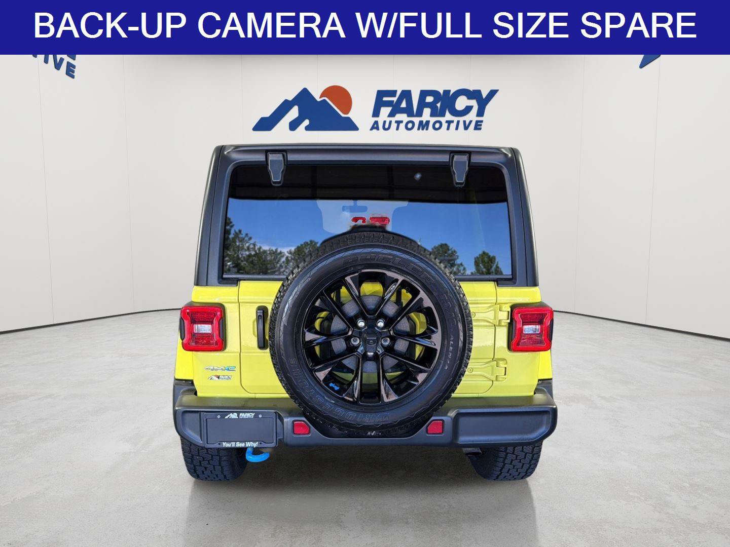 Used 2022 Jeep Wrangler Unlimited Sahara w/ Cold Weather Group AWD/4WD image 6