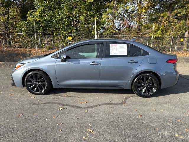 Used 2024 Toyota Corolla SE image 2