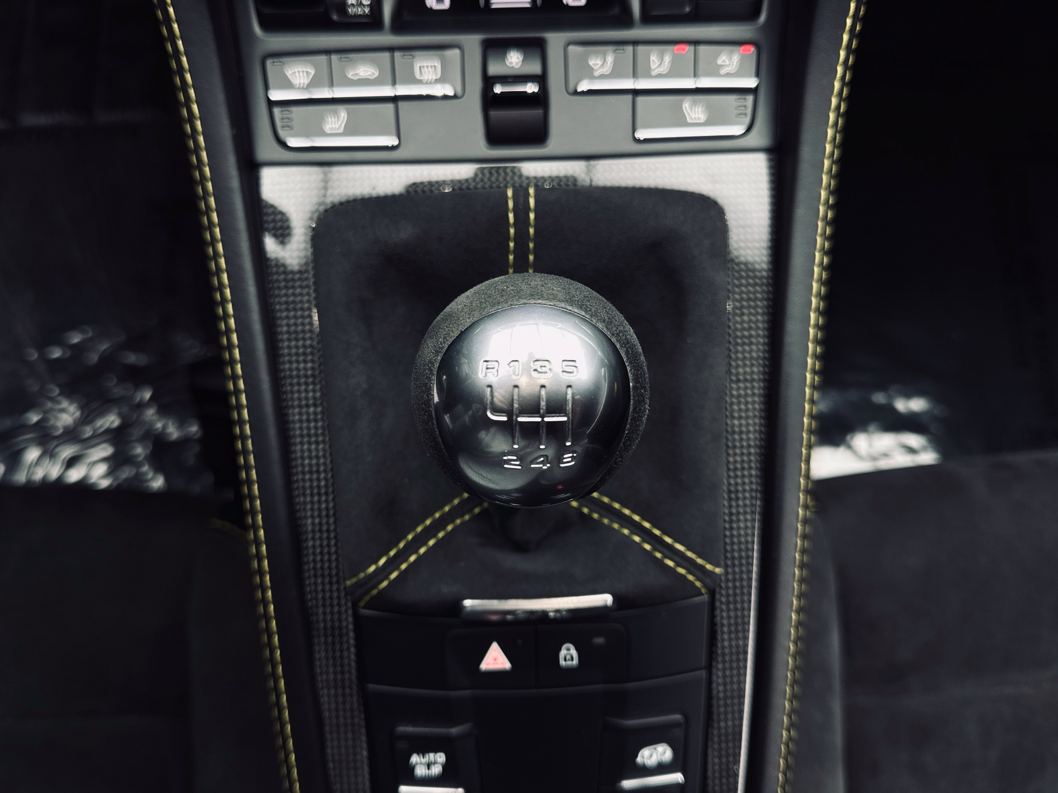 Used 2020 Porsche 718 Cayman GT4 RWD image 2