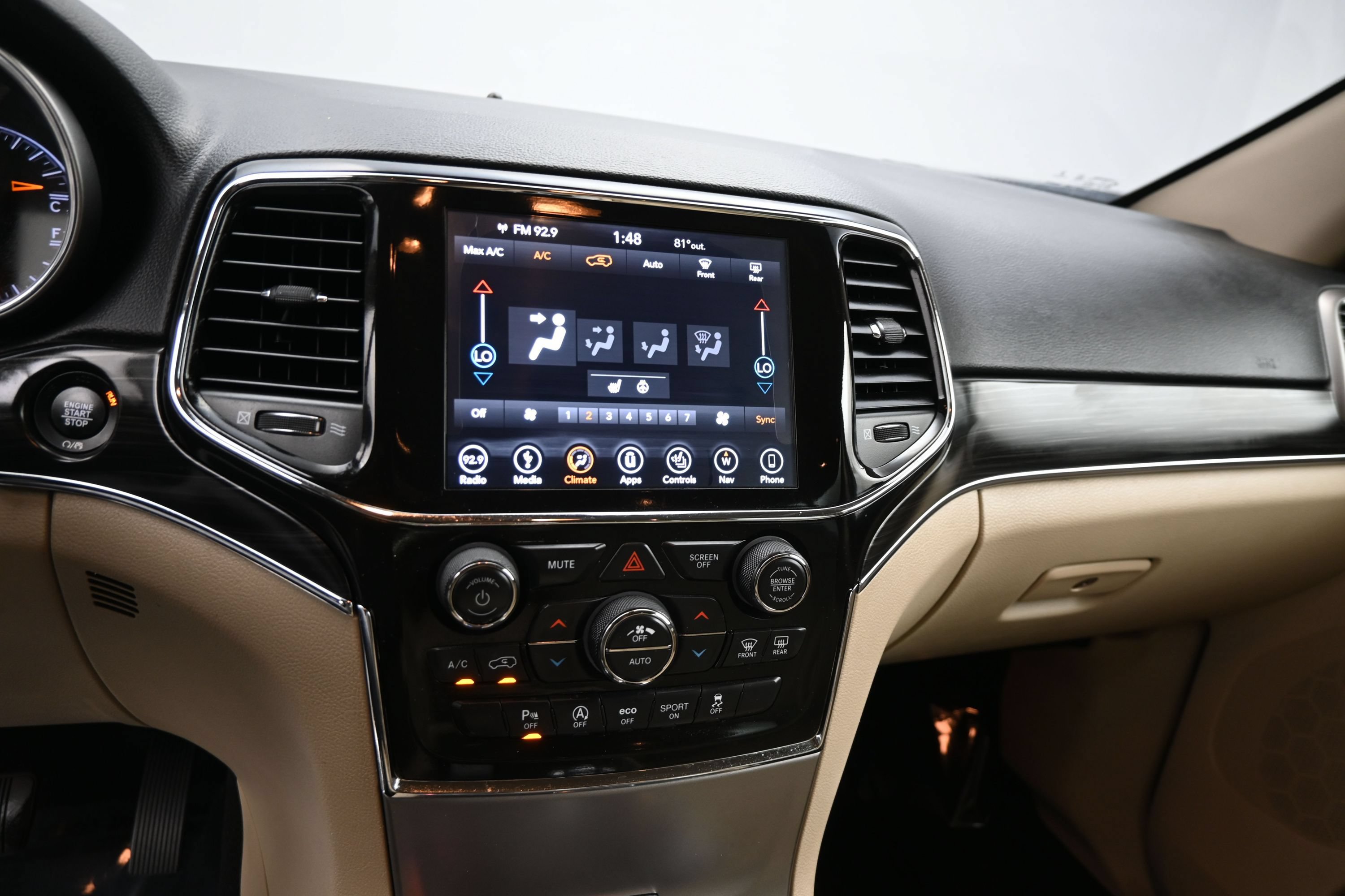Used 2019 Jeep Grand Cherokee Limited RWD image 18