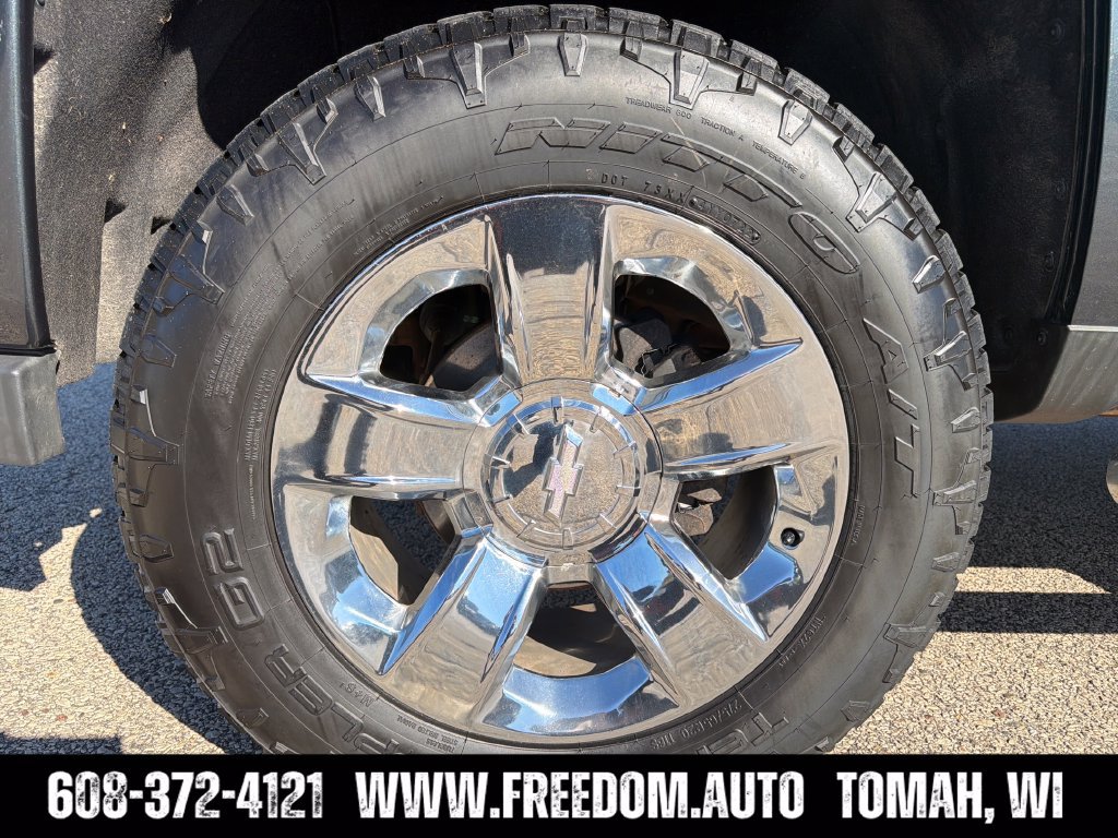 Used 2017 Chevrolet Silverado 1500 LTZ Z71 w/ LTZ Plus Package AWD/4WD image 13