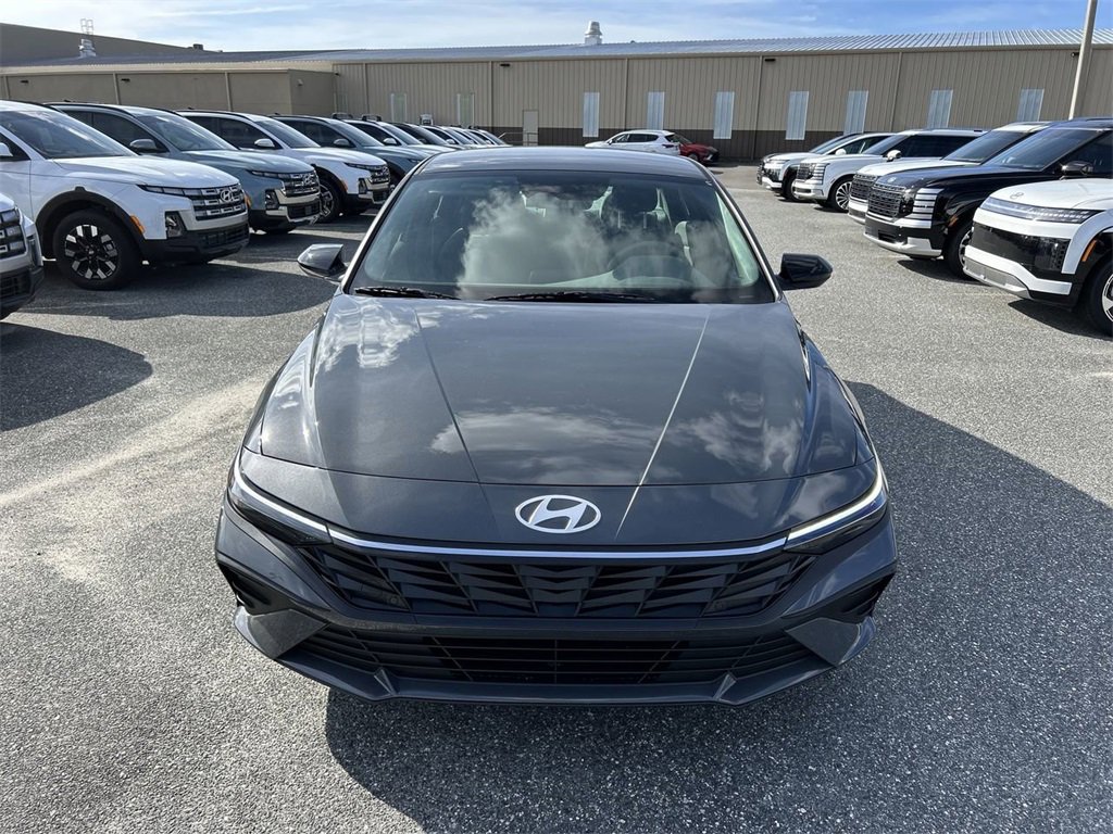 New 2026 Hyundai Elantra Sport image 7