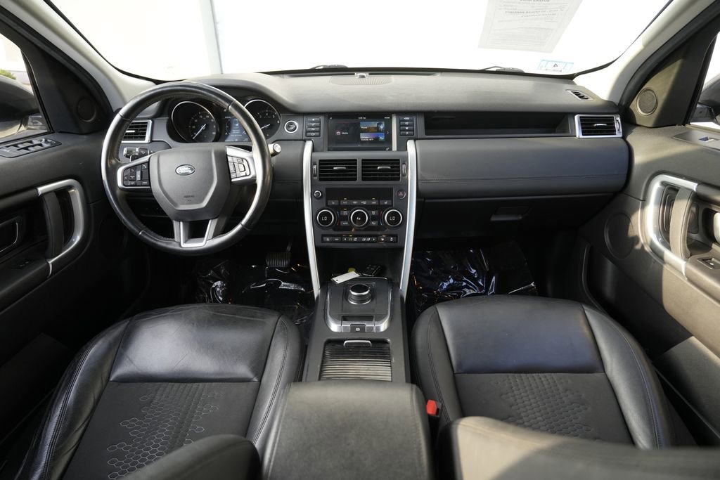 Used 2019 Land Rover Discovery Sport SE AWD/4WD image 39