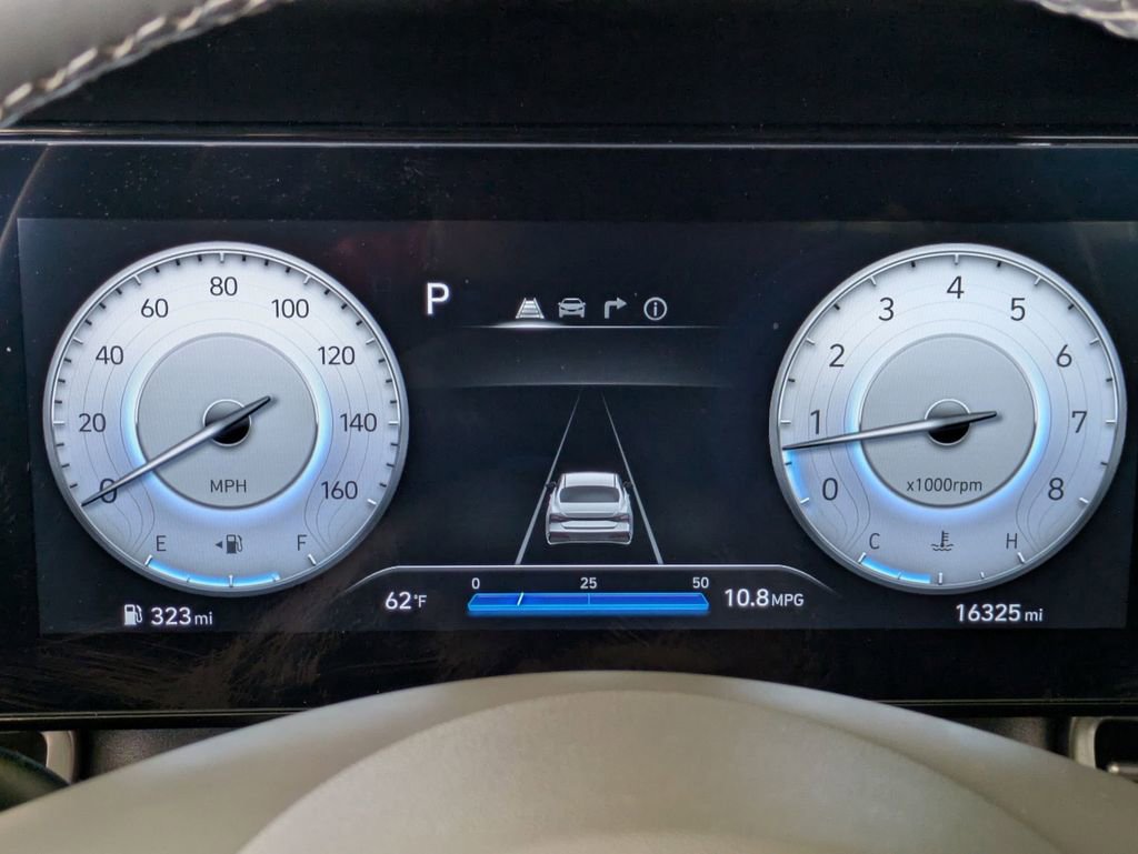 Used 2025 Hyundai Elantra SEL image 22