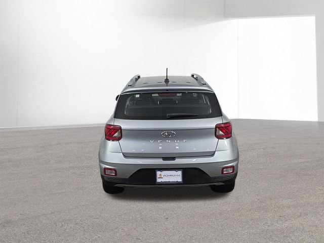 Used 2025 Hyundai Venue SEL image 39