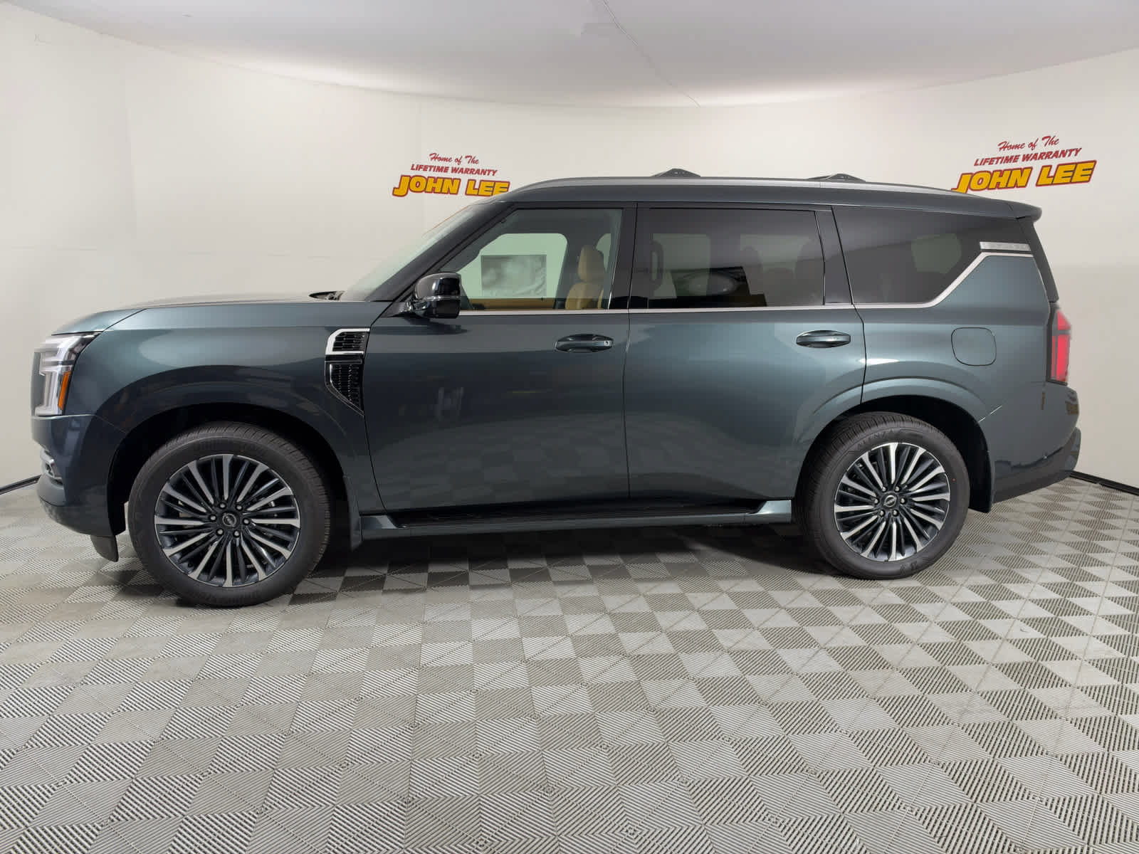 New 2026 Nissan Armada Platinum Reserve AWD/4WD image 2