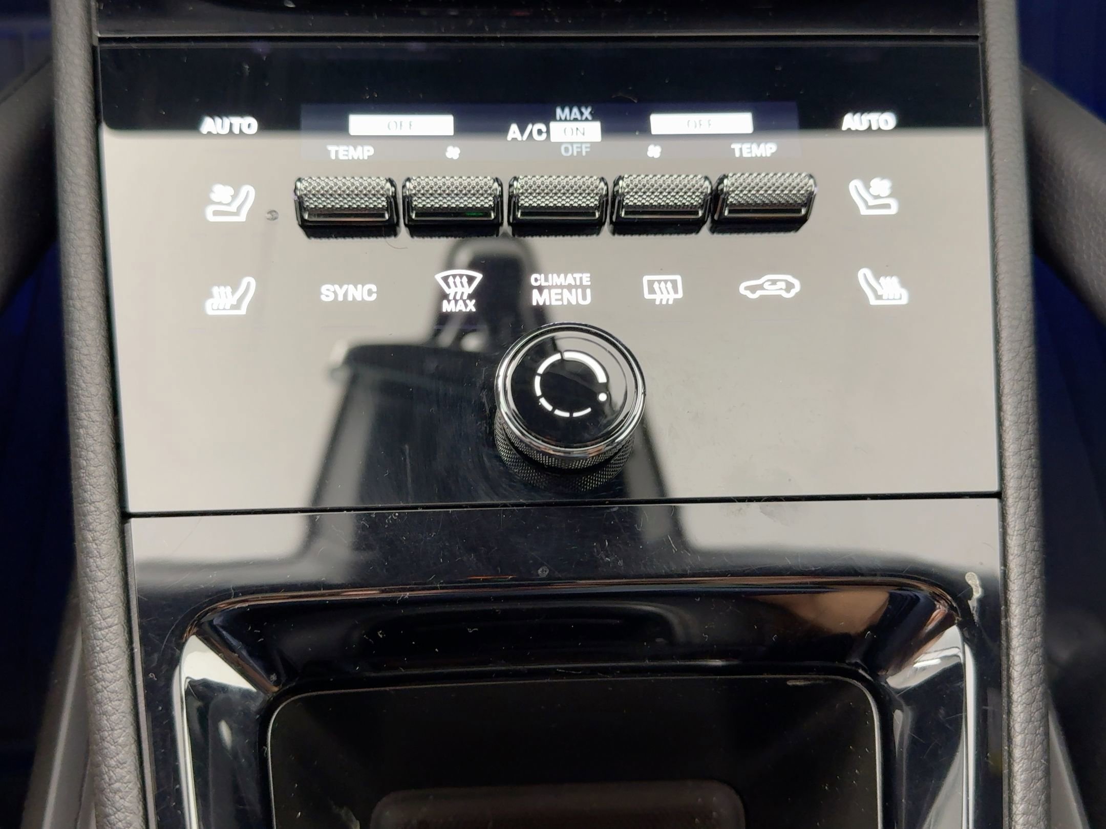 Certified 2025 Porsche Cayenne Coupe image 19