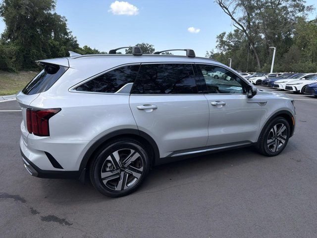 Used 2023 Kia Sorento SX Prestige AWD/4WD image 2