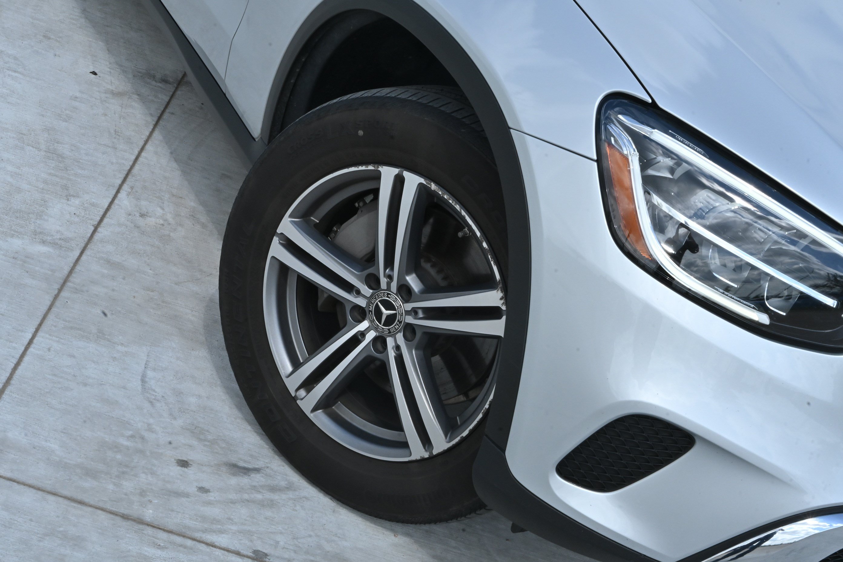 Used 2020 Mercedes-Benz GLC 300 image 11