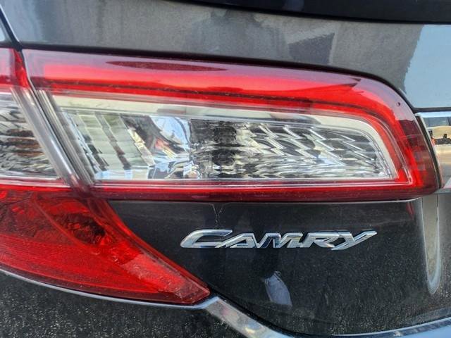 Used 2012 Toyota Camry XLE FWD image 22